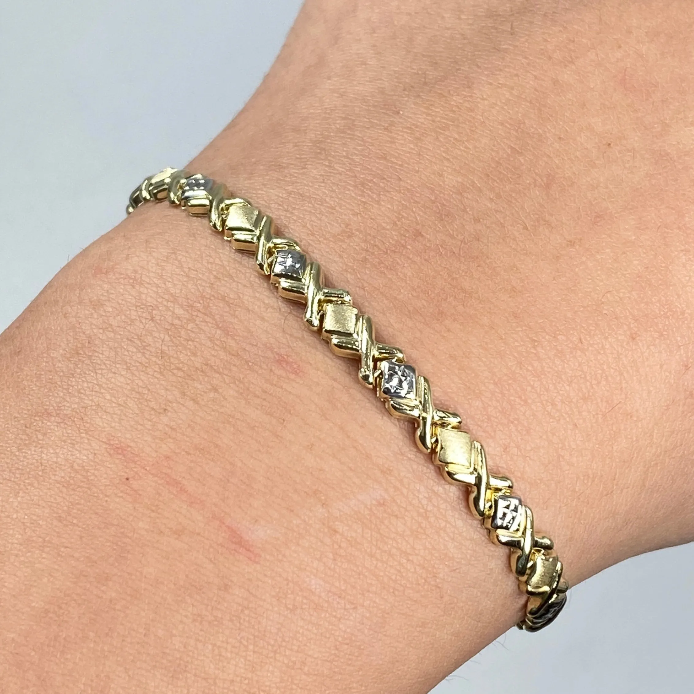 10K XO Link Bracelet 7"