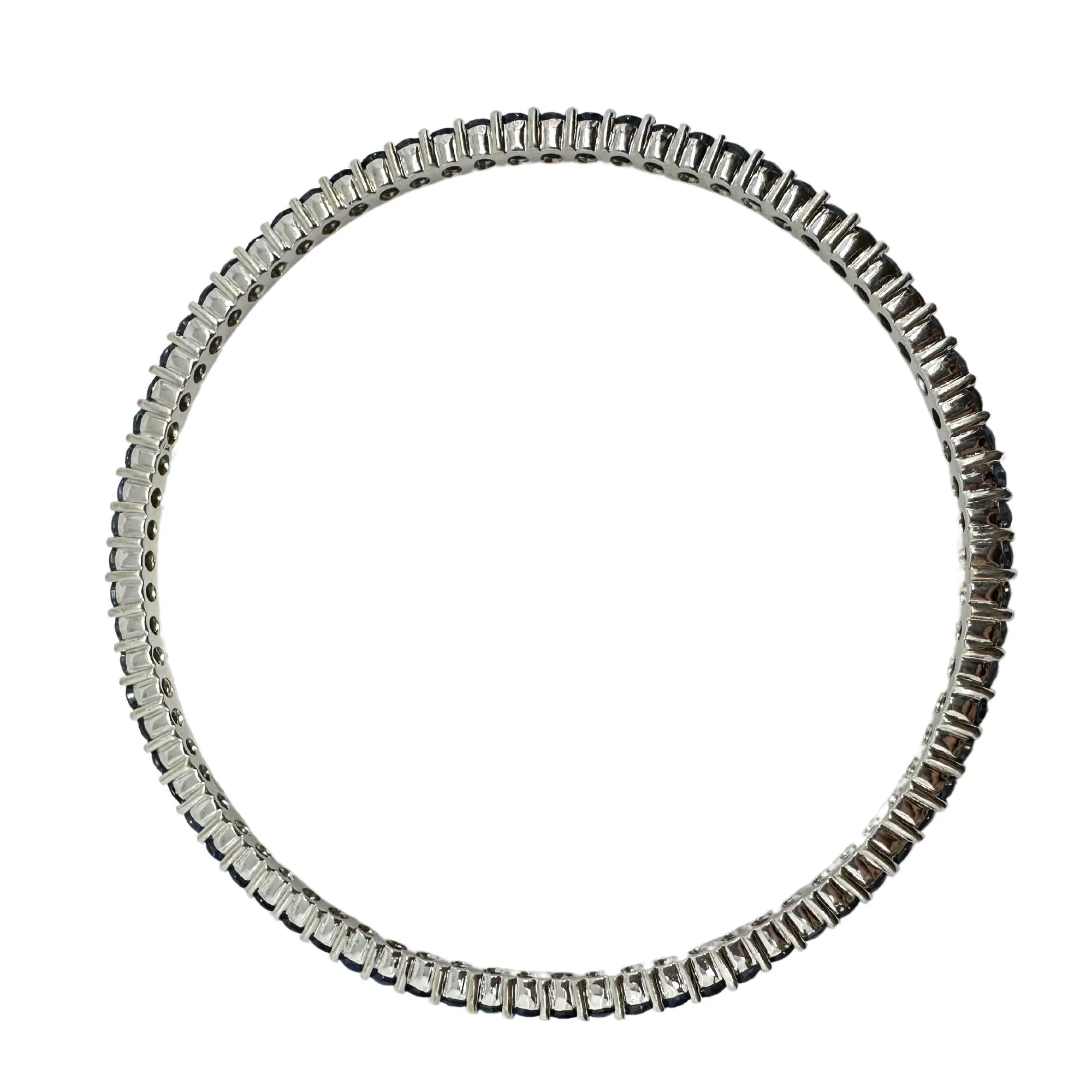 18K White Gold Sapphire Bangle