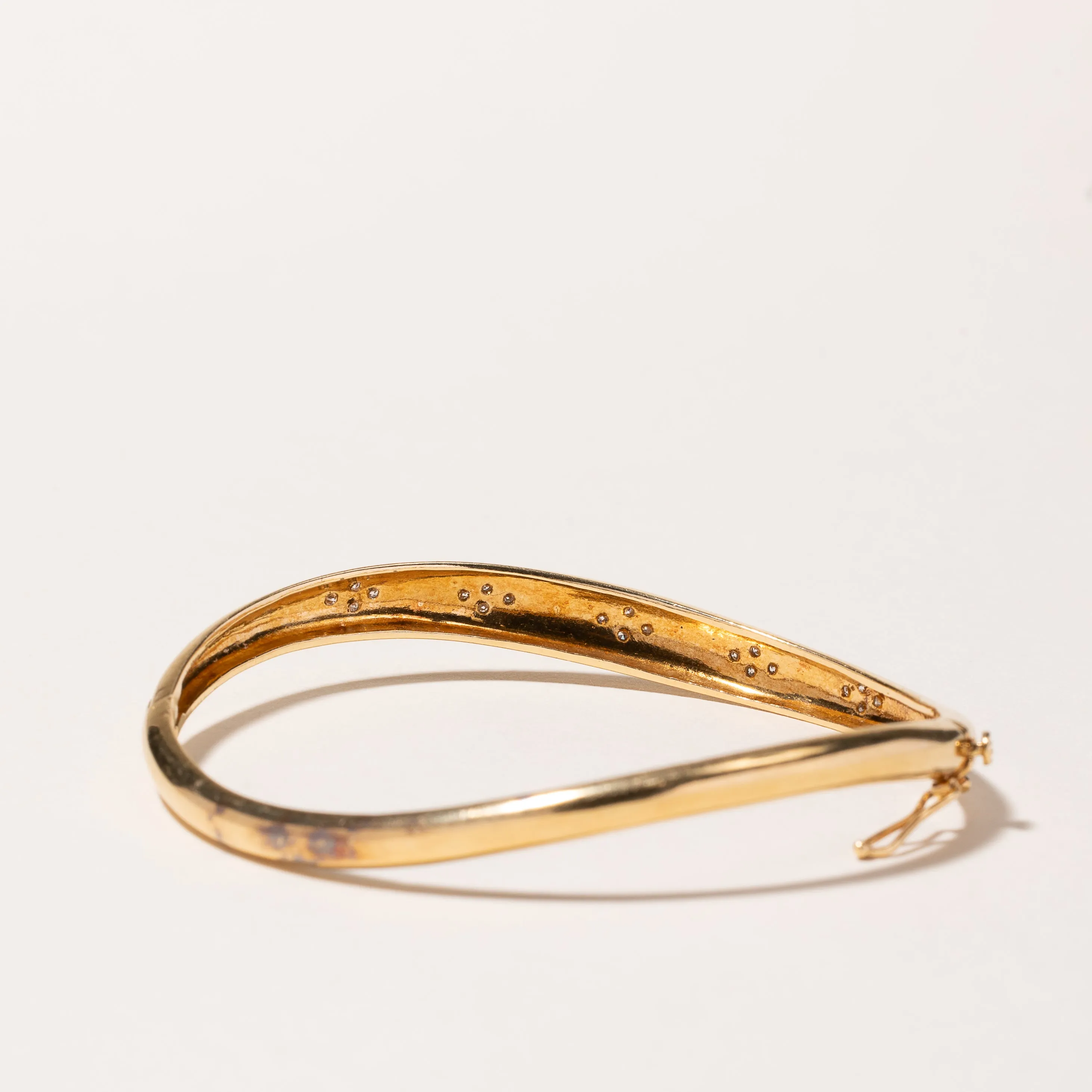 18k Yellow Gold Diamond Bangle Bracelet | 0.27ctw