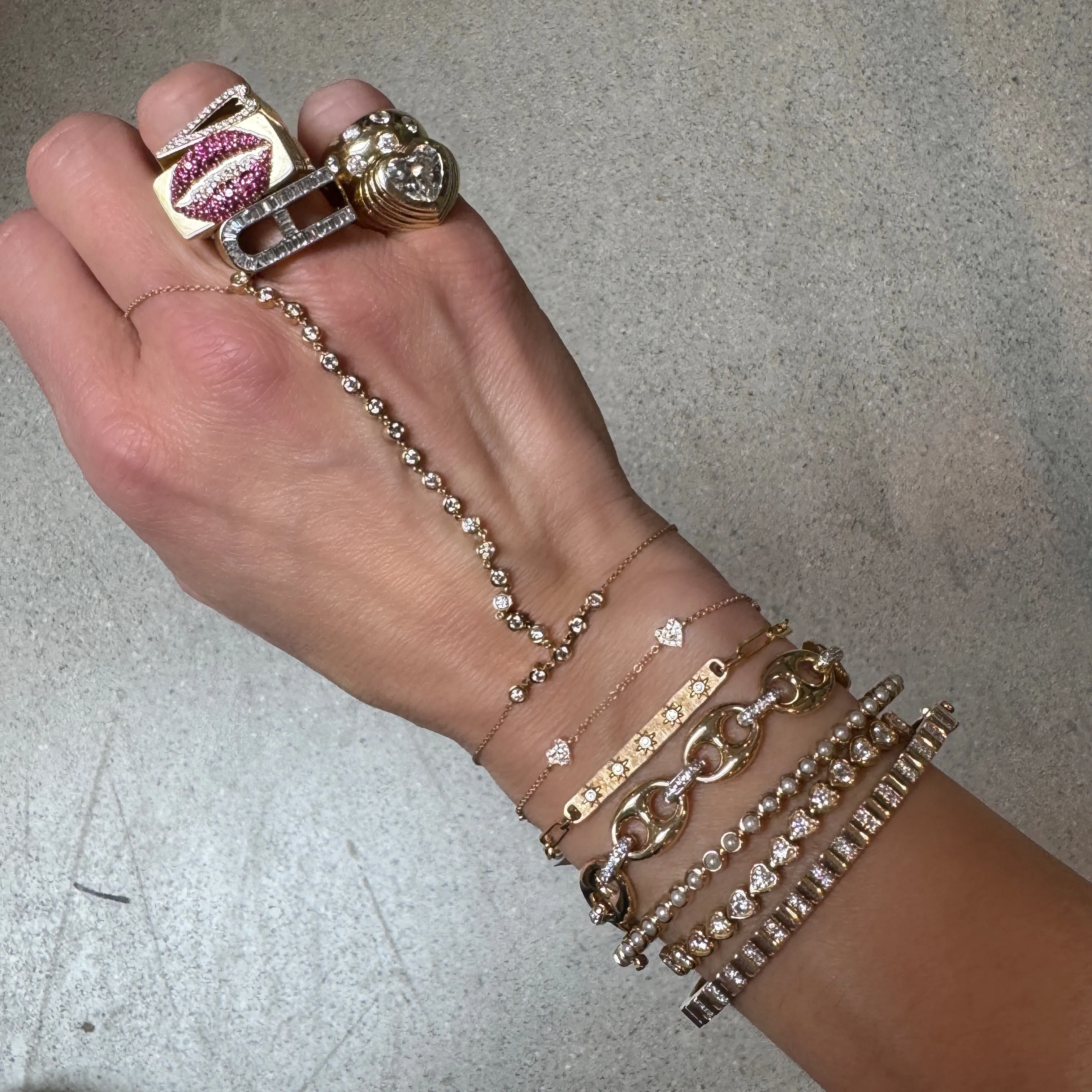 Bezel Set Diamond Rounds Bringlet Hand Chain Bracelet