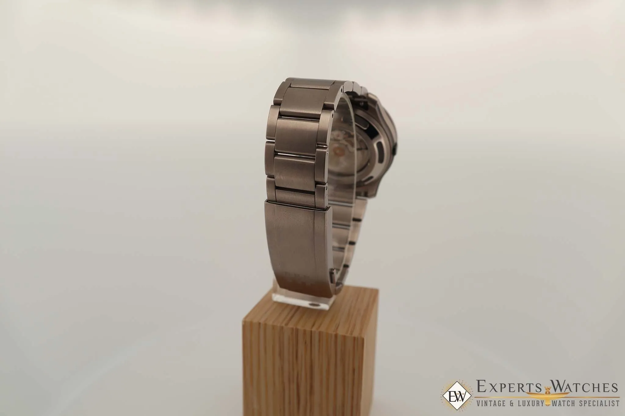 Christopher Ward C60 Elite Pro 1000 Diver 42mm Titanium on Bracelet Diving Watch