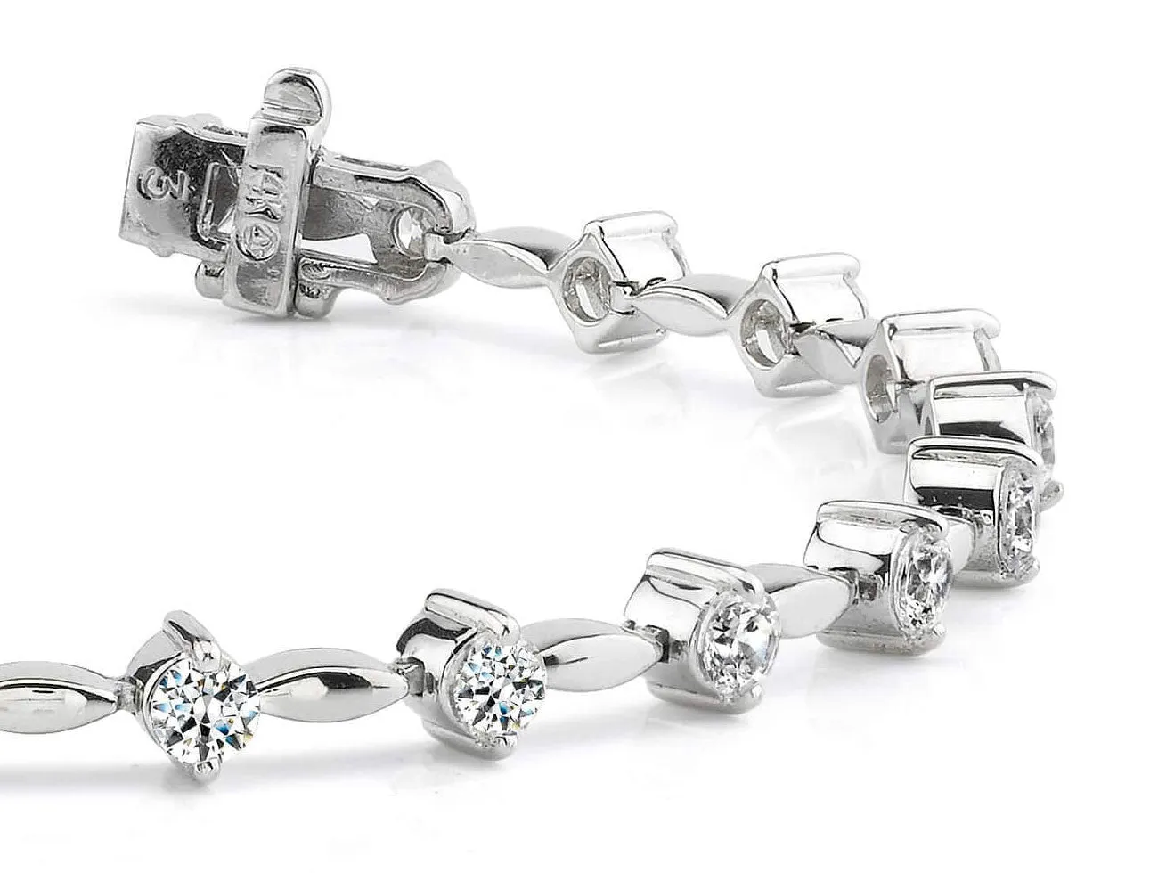 Classic Diamond Link Lab-Grown Diamond Bracelet with 2.06 ct.(finished) 2.8mm