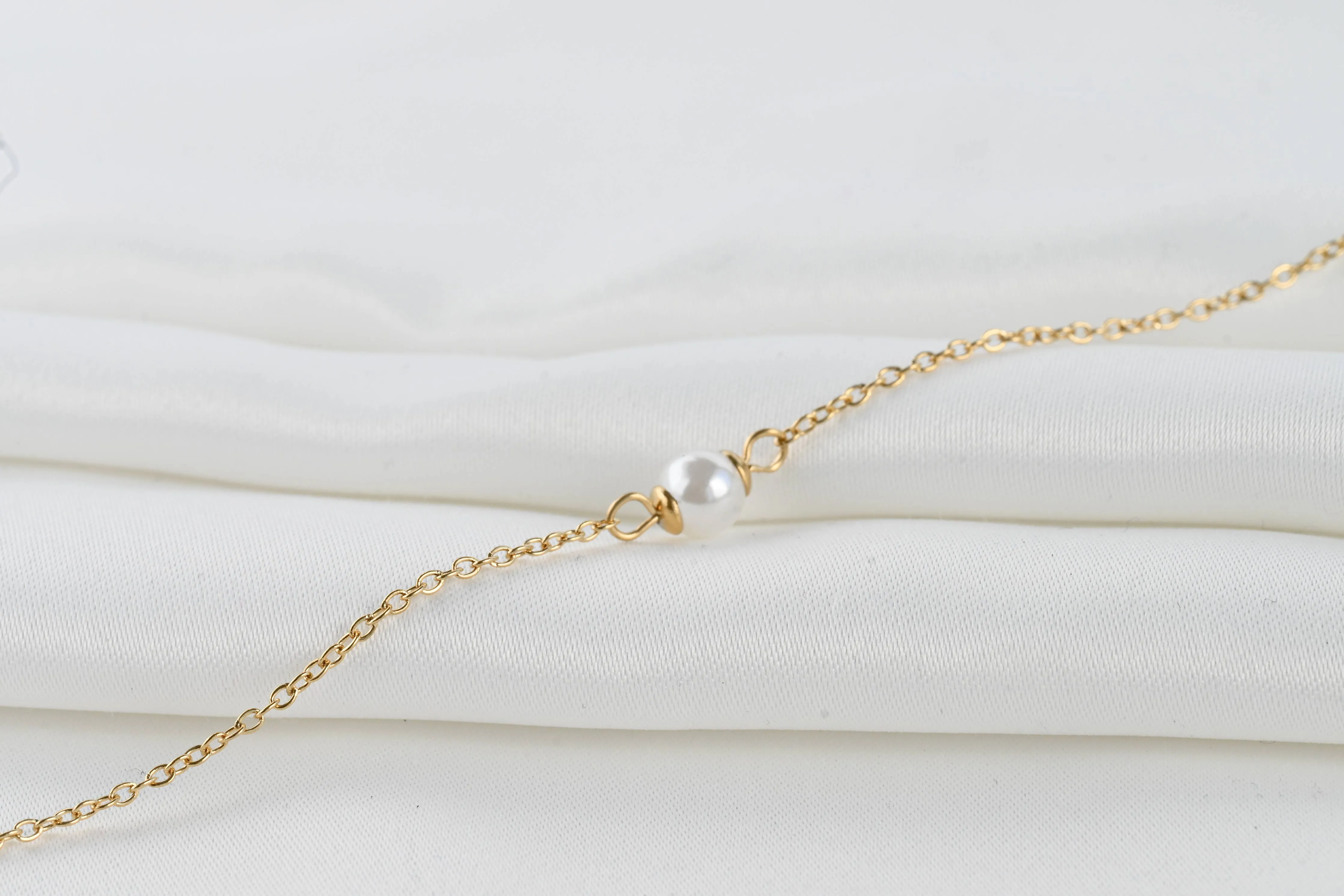 Dainty Pearl Bracelet