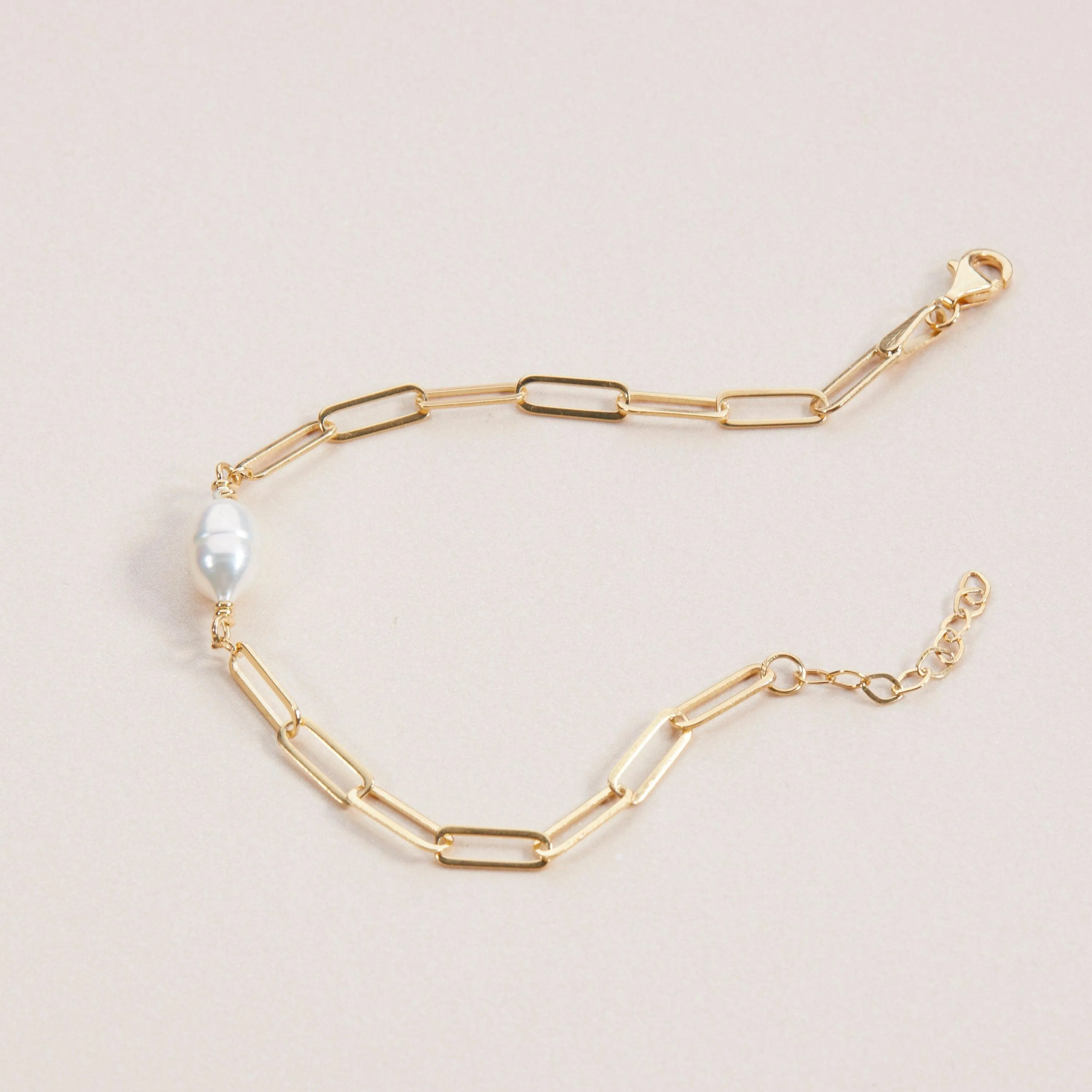 Dainty Pearl Paperclip Chain Bracelet - 18K Gold Vermeil