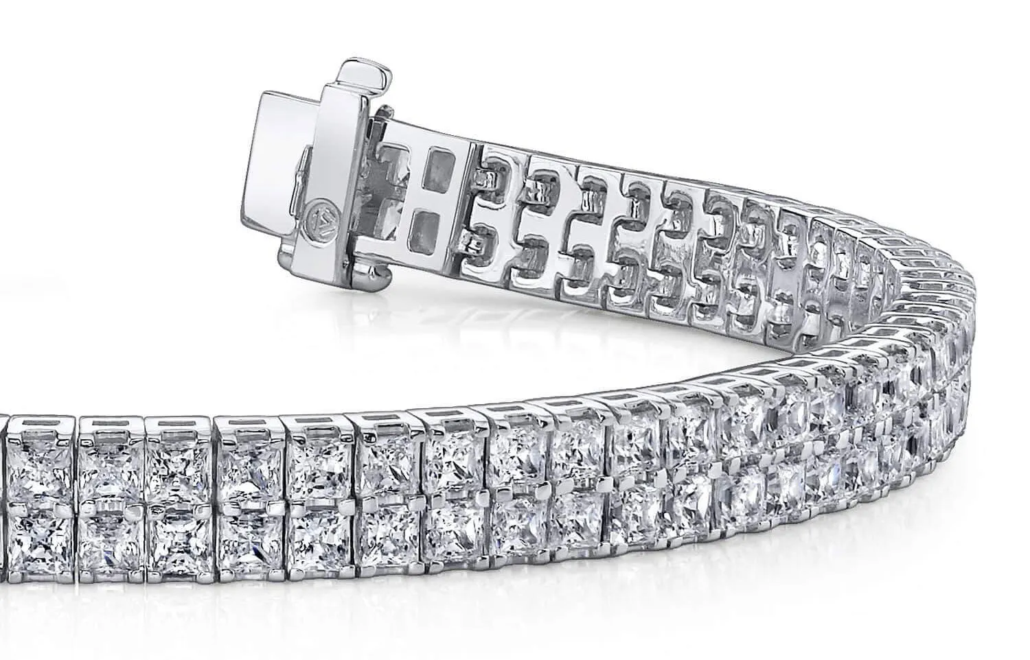Endless Dreams Princess Cut Tennis Diamond Bracelet with 12.24 ct.(finished) 2.3mm