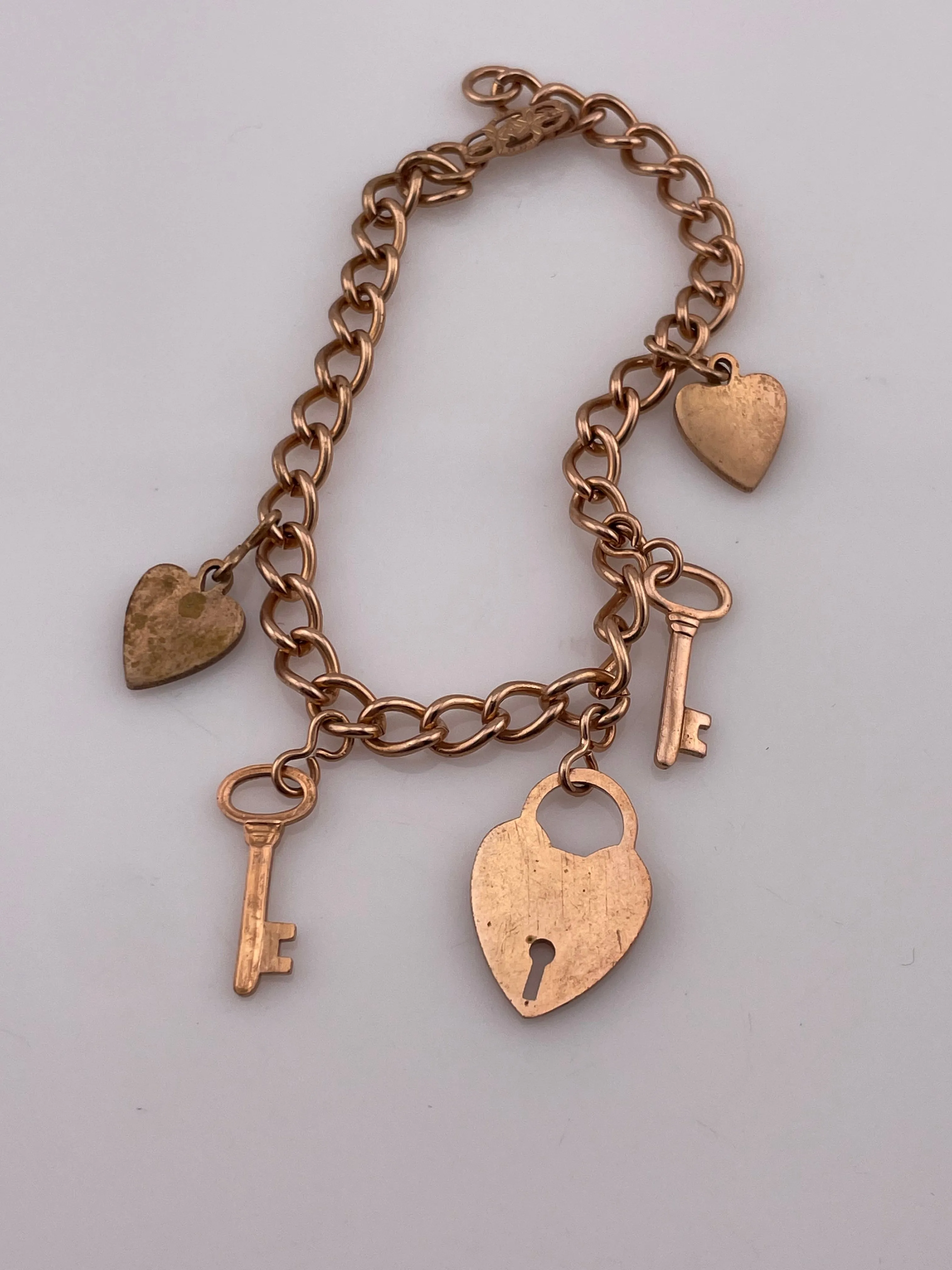 gold plated new old stock 'Key to my Heart' charm heart padlock key chain link bracelet