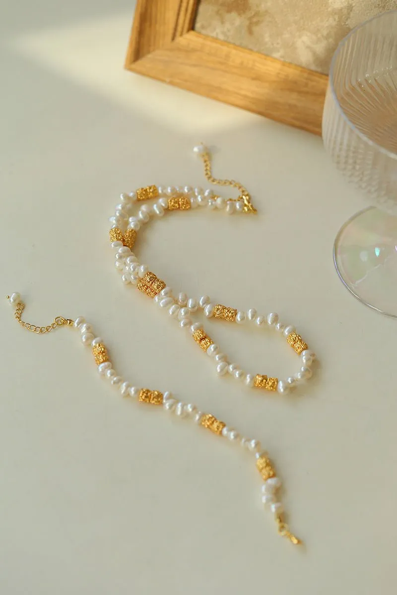 Golden Bean Staggered Pearl Bracelet
