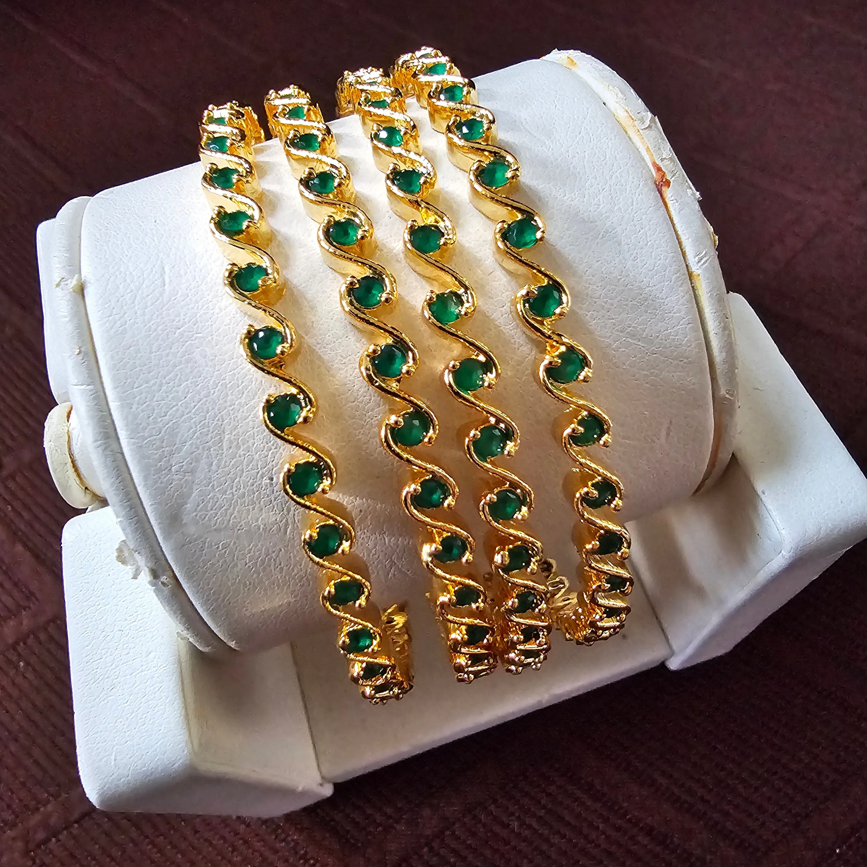 Green 4 Bangles set