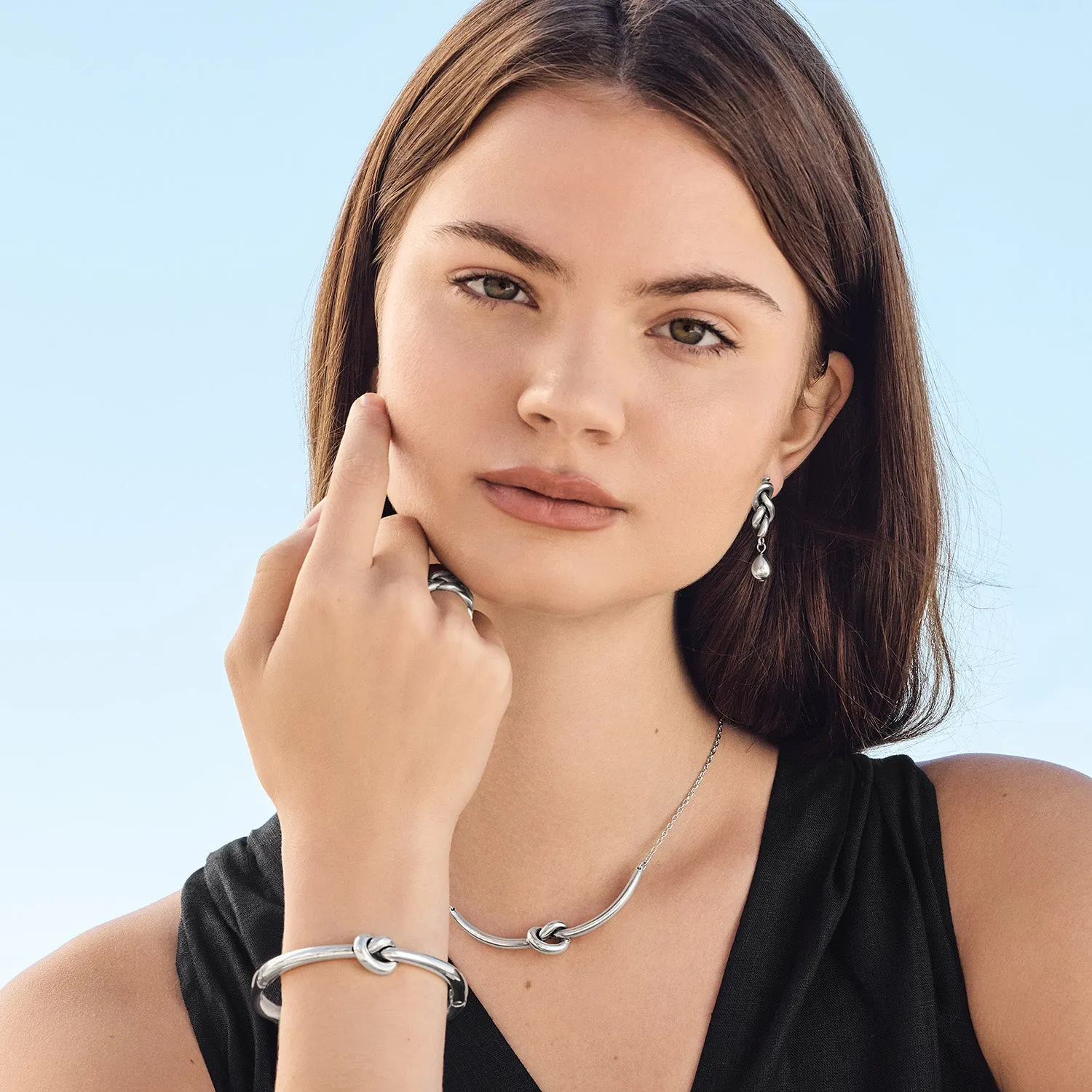 Interlok Single Knot Hinged Bangle - JF0317