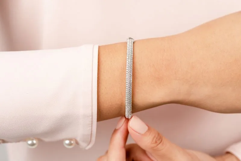 Legendary Curved Lab-Grown Diamond Bangle with 1.00 ct.(finished) 4mm, 5mm