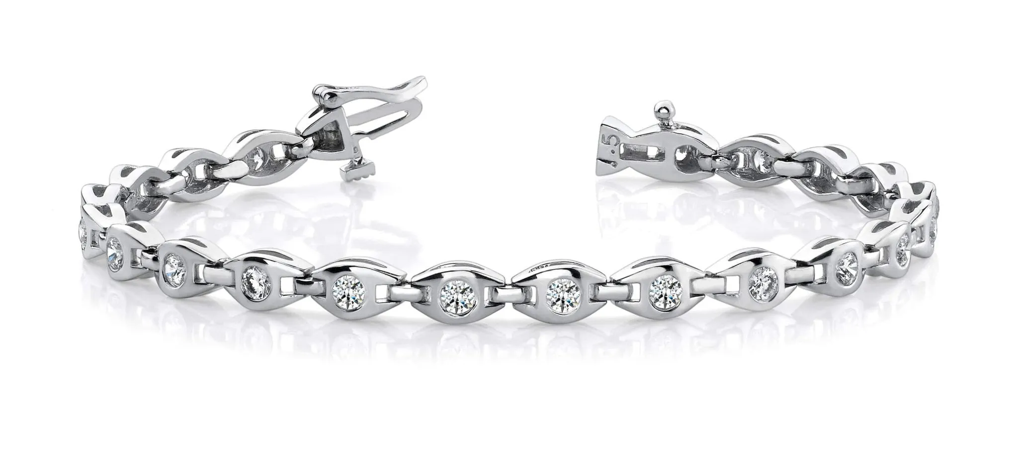 Linked Eye Lab-Grown Diamond Bracelet with 2.08 ct.(finished) 3mm