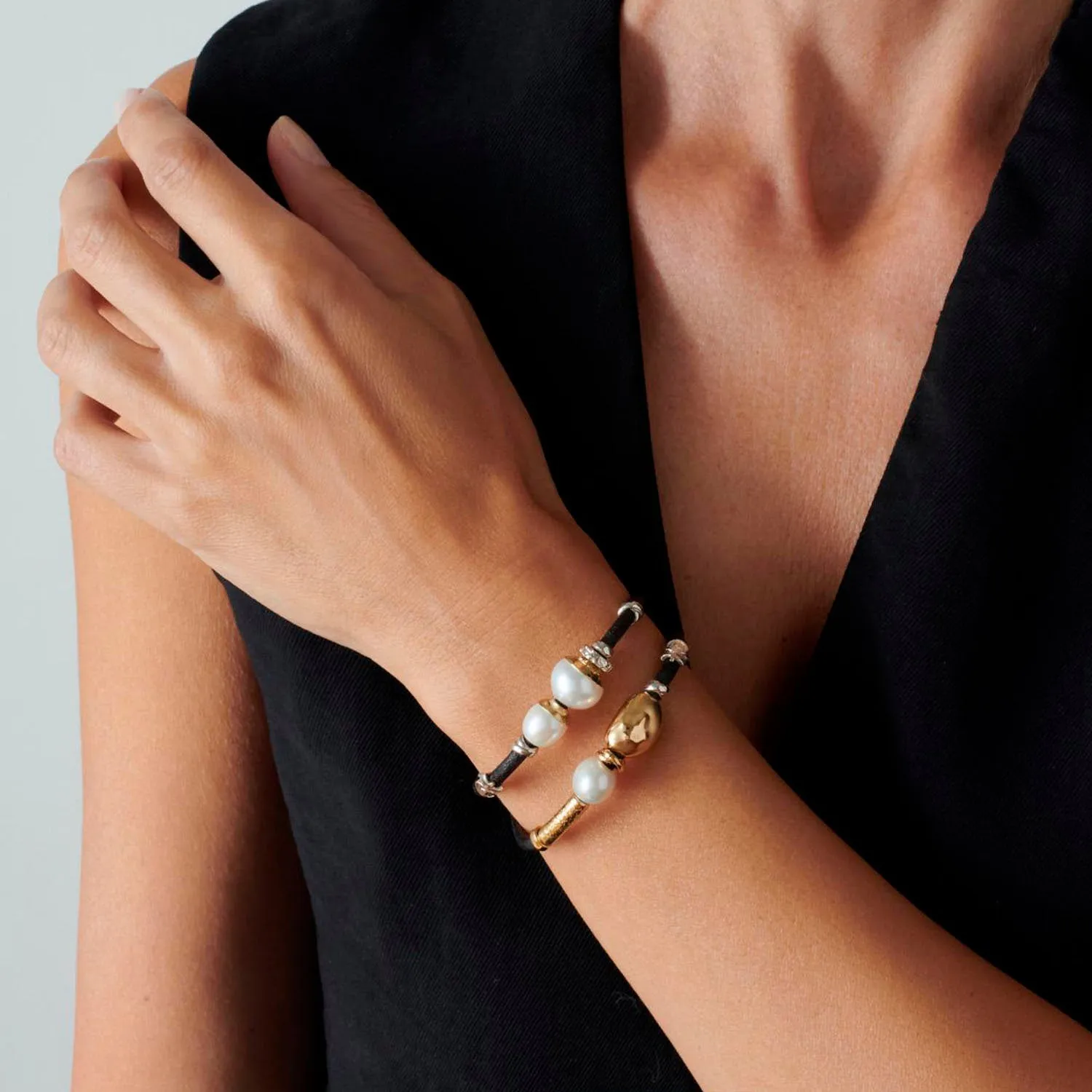 Misani Milano 18k Yellow Gold and Sterling Silver Black Leather Aurora Bracelet – B2019