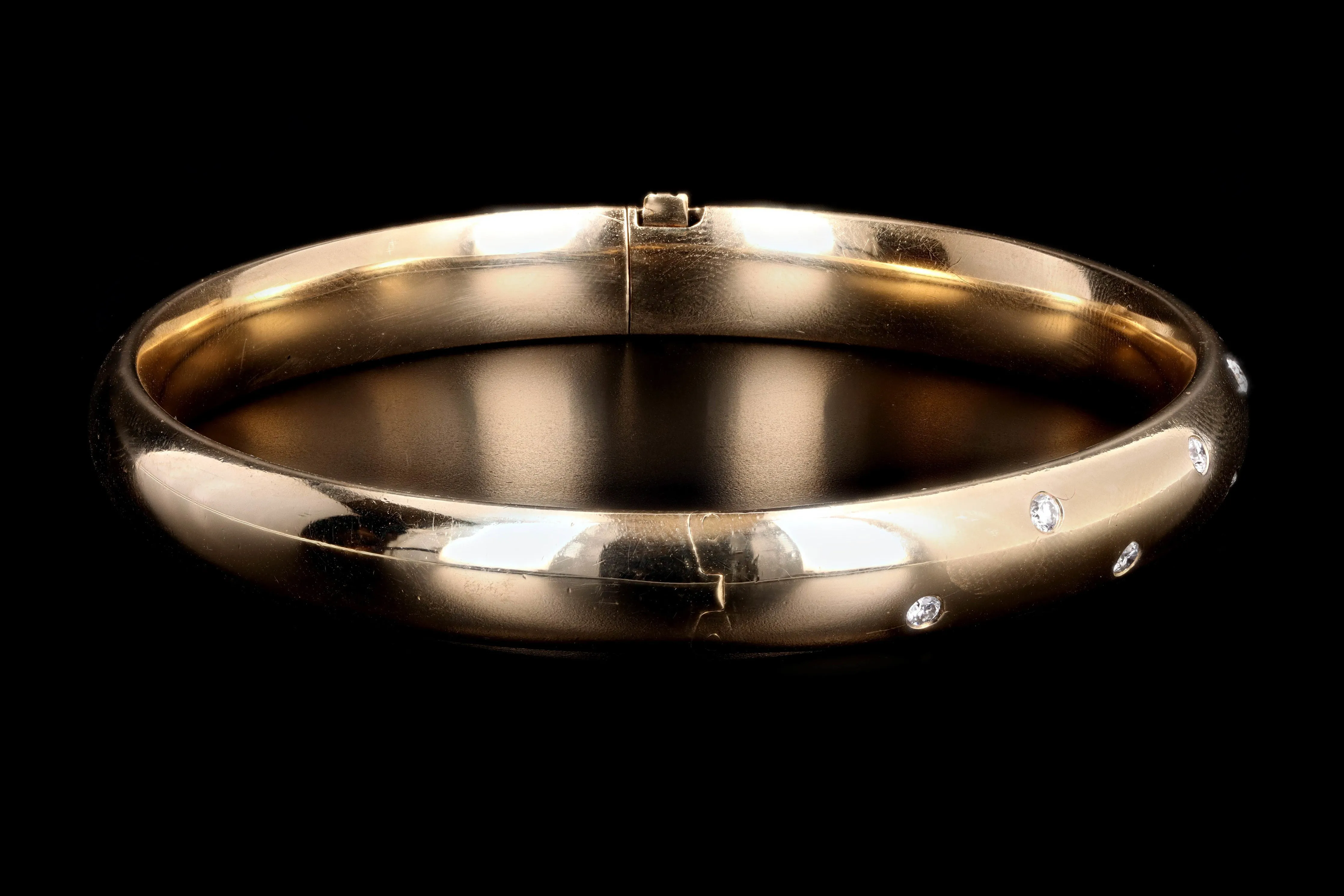Modern 14K Yellow Gold .35 Carat Round Brilliant Diamond Bangle