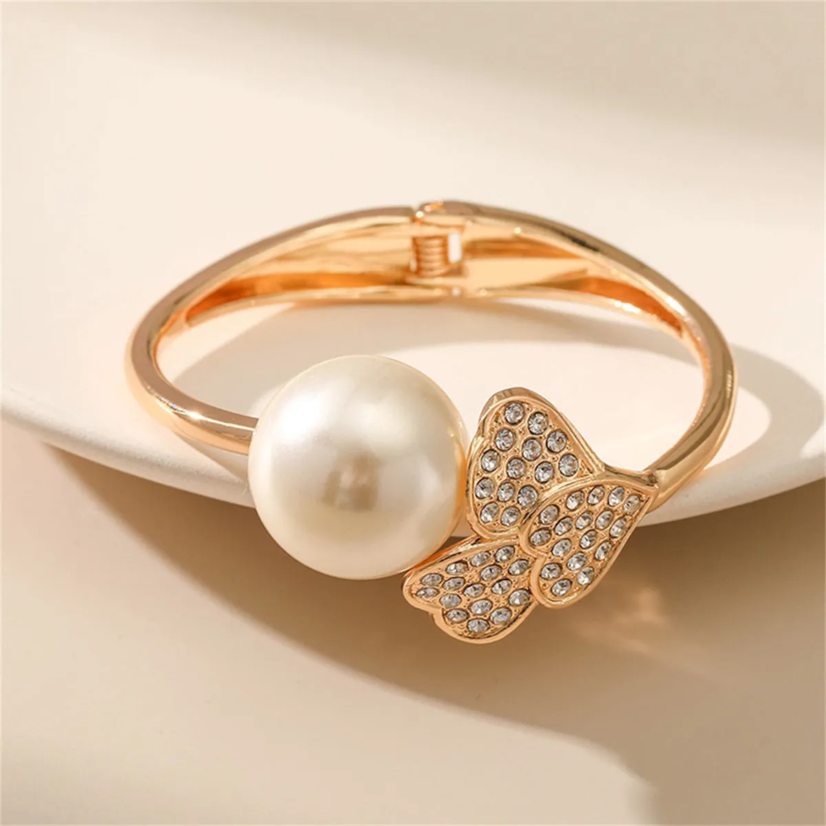 Pearl & Cubic Zirconia 18K Gold-Plated Round Heart Bangle