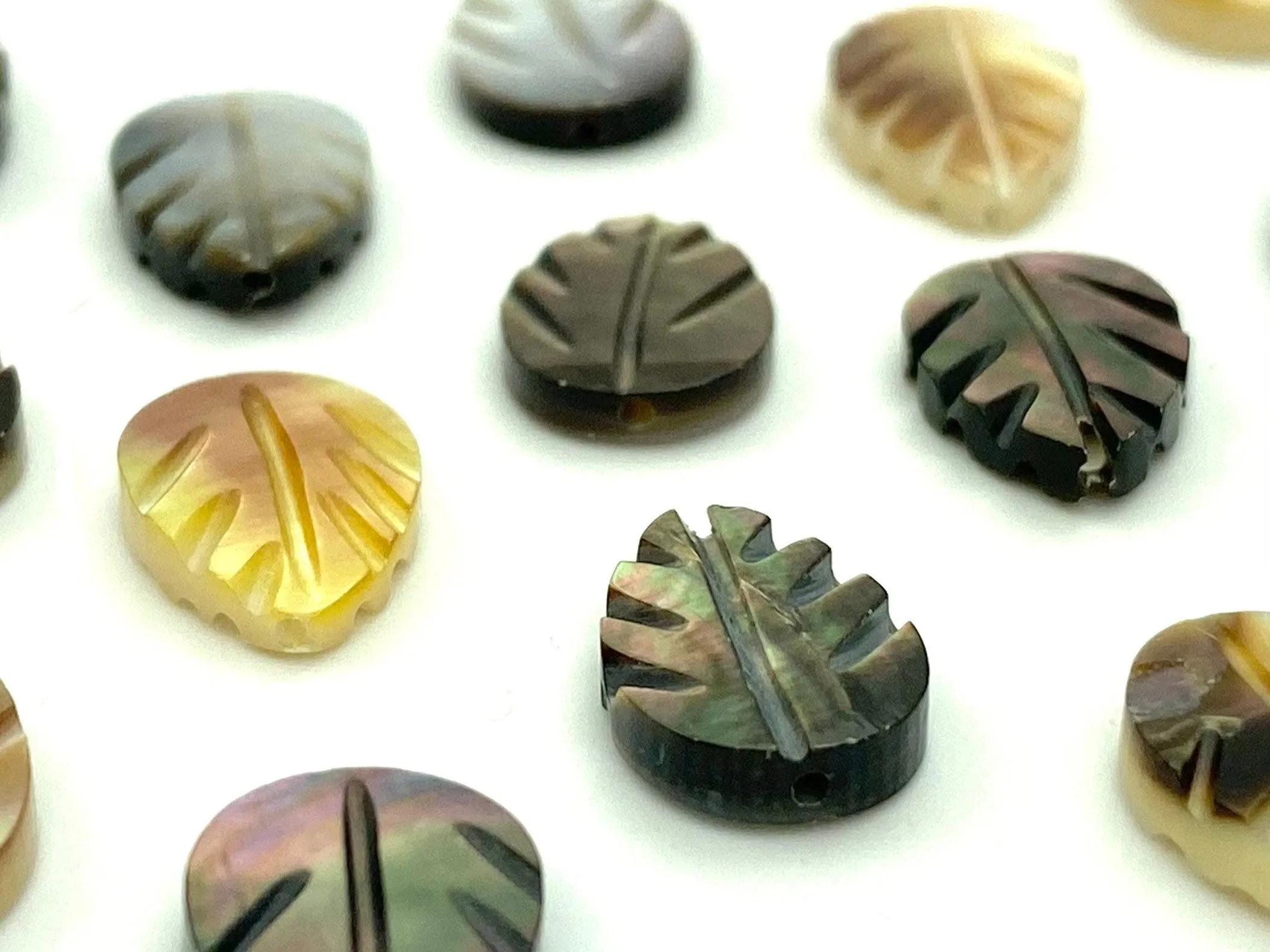 Philodendron split leaf Mother Of Pearl Beads, Sku#M67