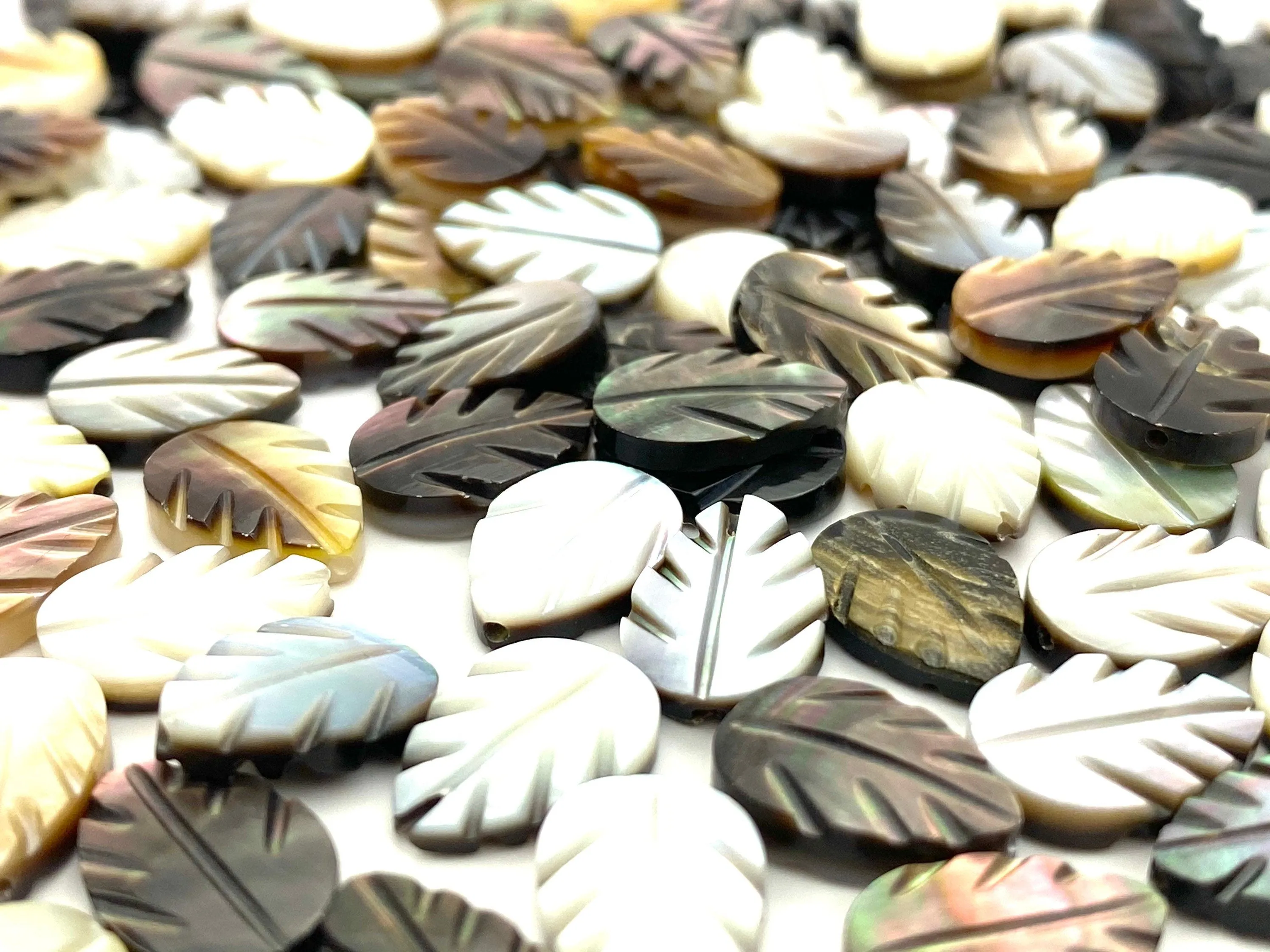Philodendron split leaf Mother Of Pearl Beads, Sku#M67