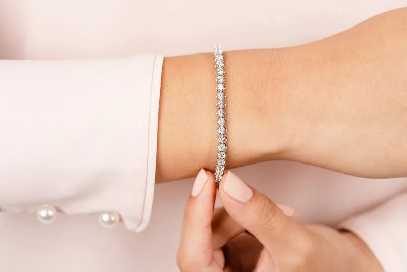 Scoop Link Lab-Grown Diamond Tennis Bracelet with 3.98 ct.(finished) 2.7mm