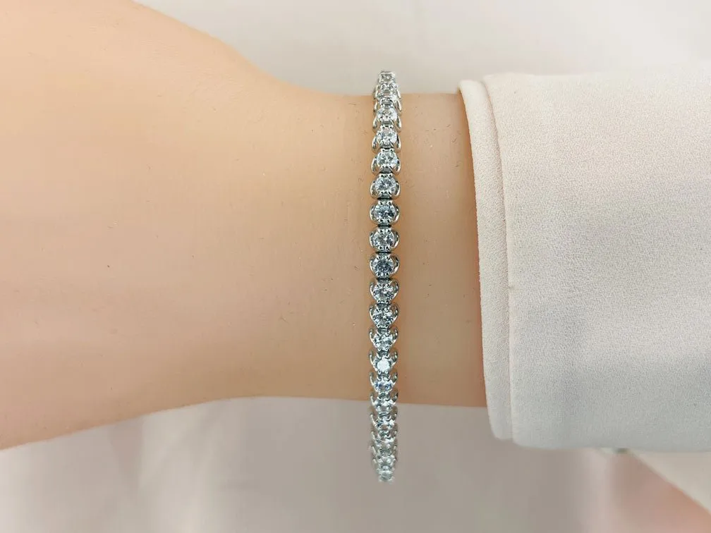 Scoop Link Lab-Grown Diamond Tennis Bracelet with 3.98 ct.(finished) 2.7mm