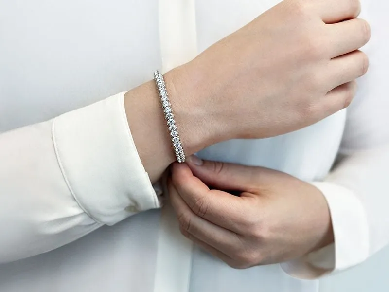 Sensational Sparkle Diamond Bangle Lab-Grown Diamond Bracelet with 2.64 ct.(finished) 1.3mm, 2.5mm