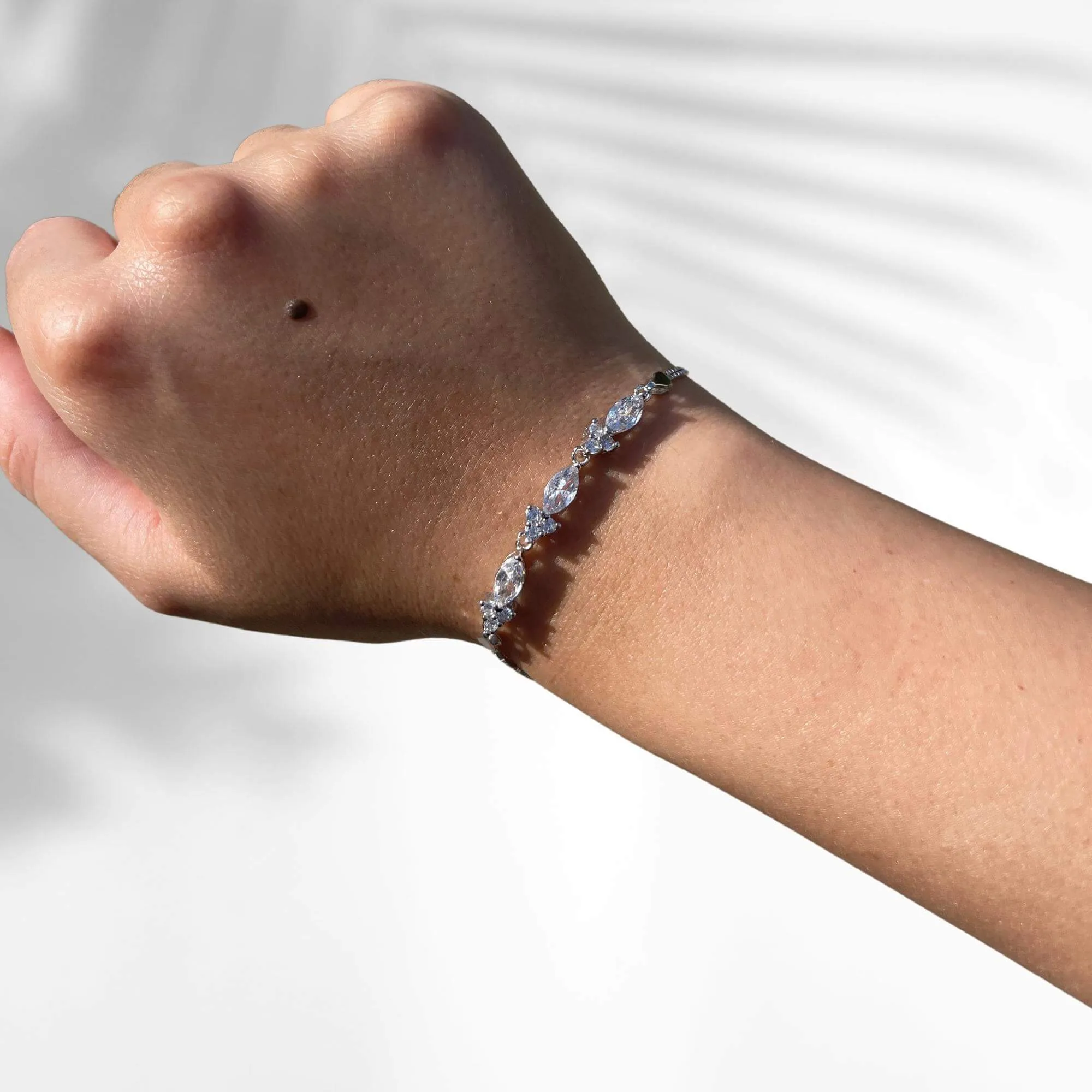 Silver Bracelet "Substantiality"