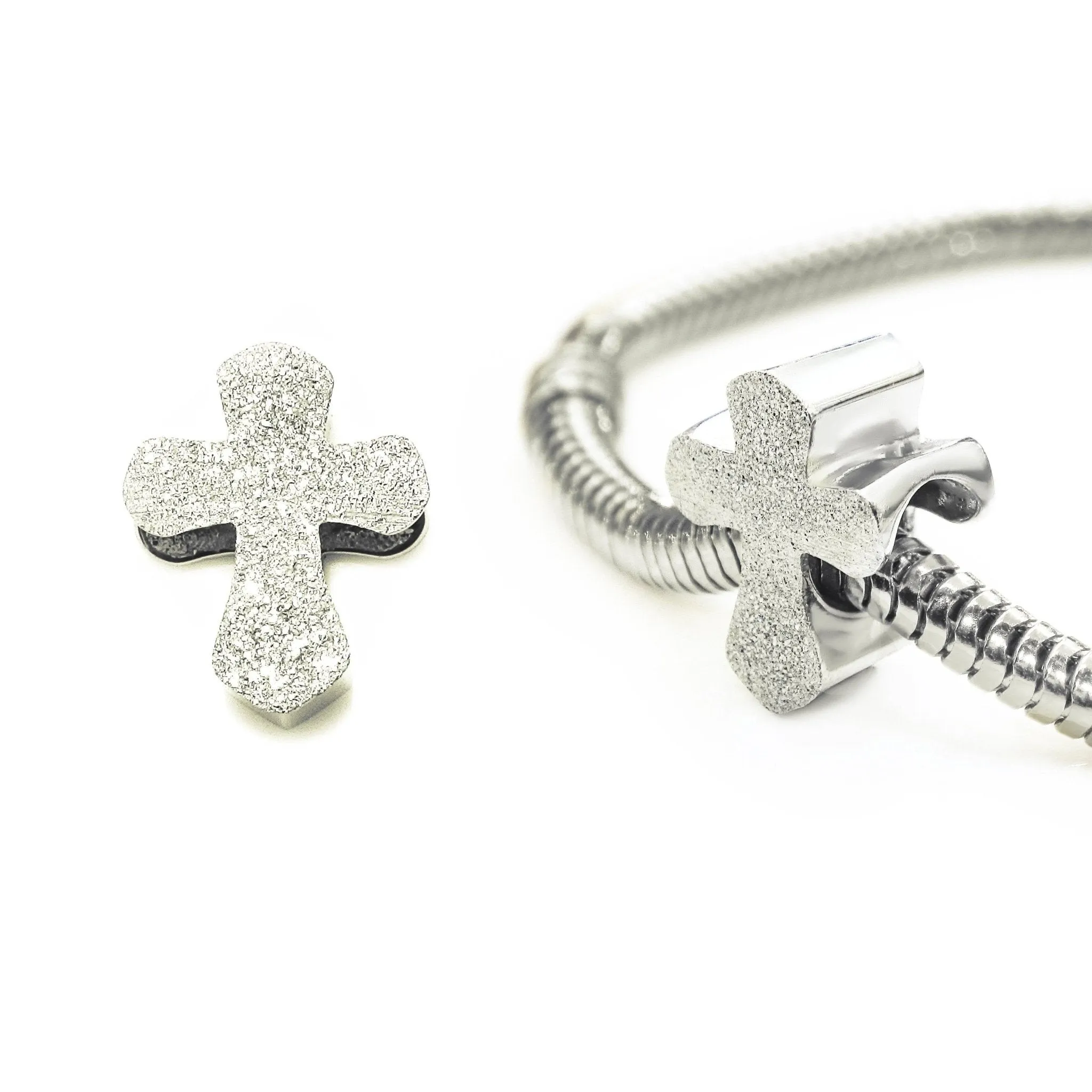 Sparkling Cross Charm for Moments Bracelet