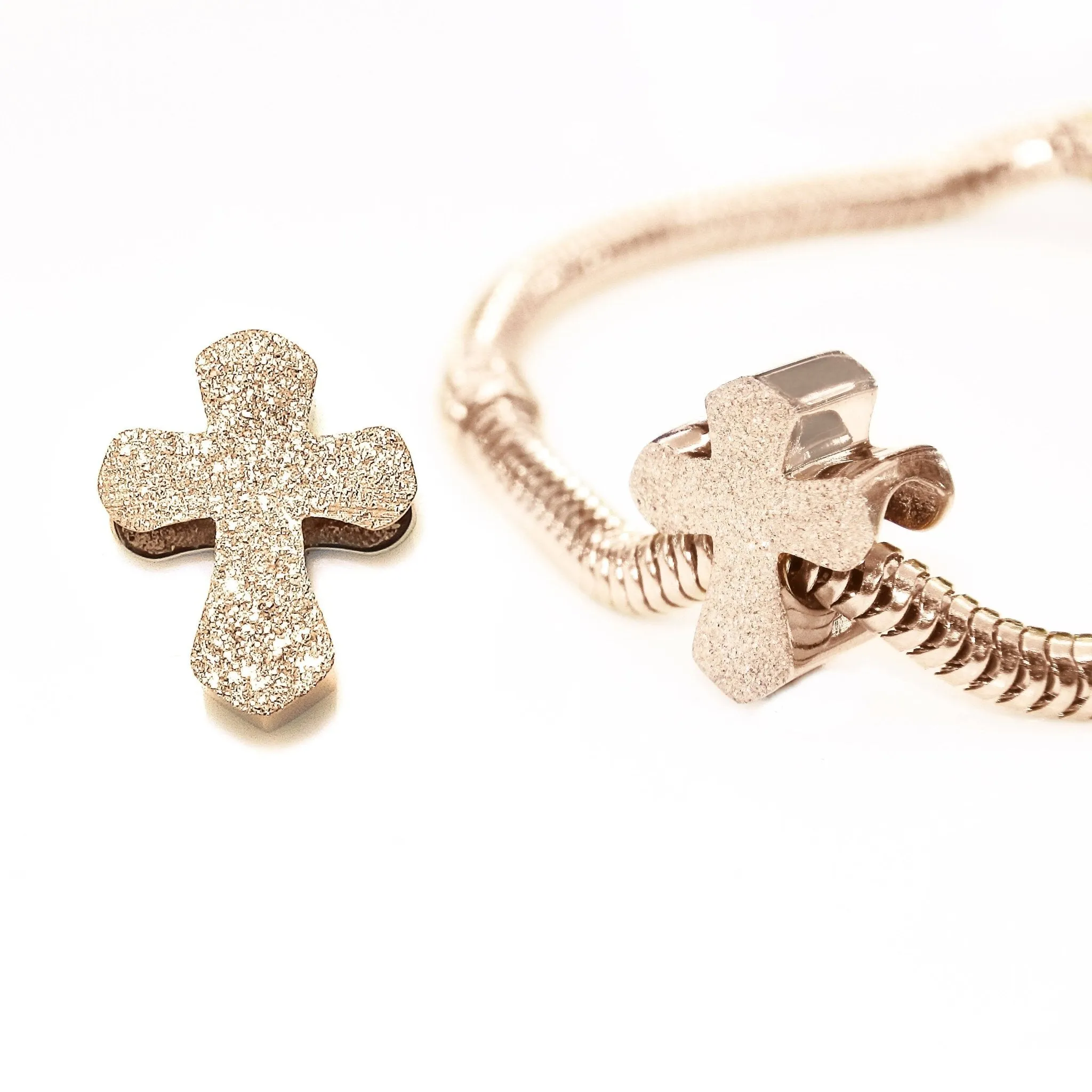 Sparkling Cross Charm for Moments Bracelet