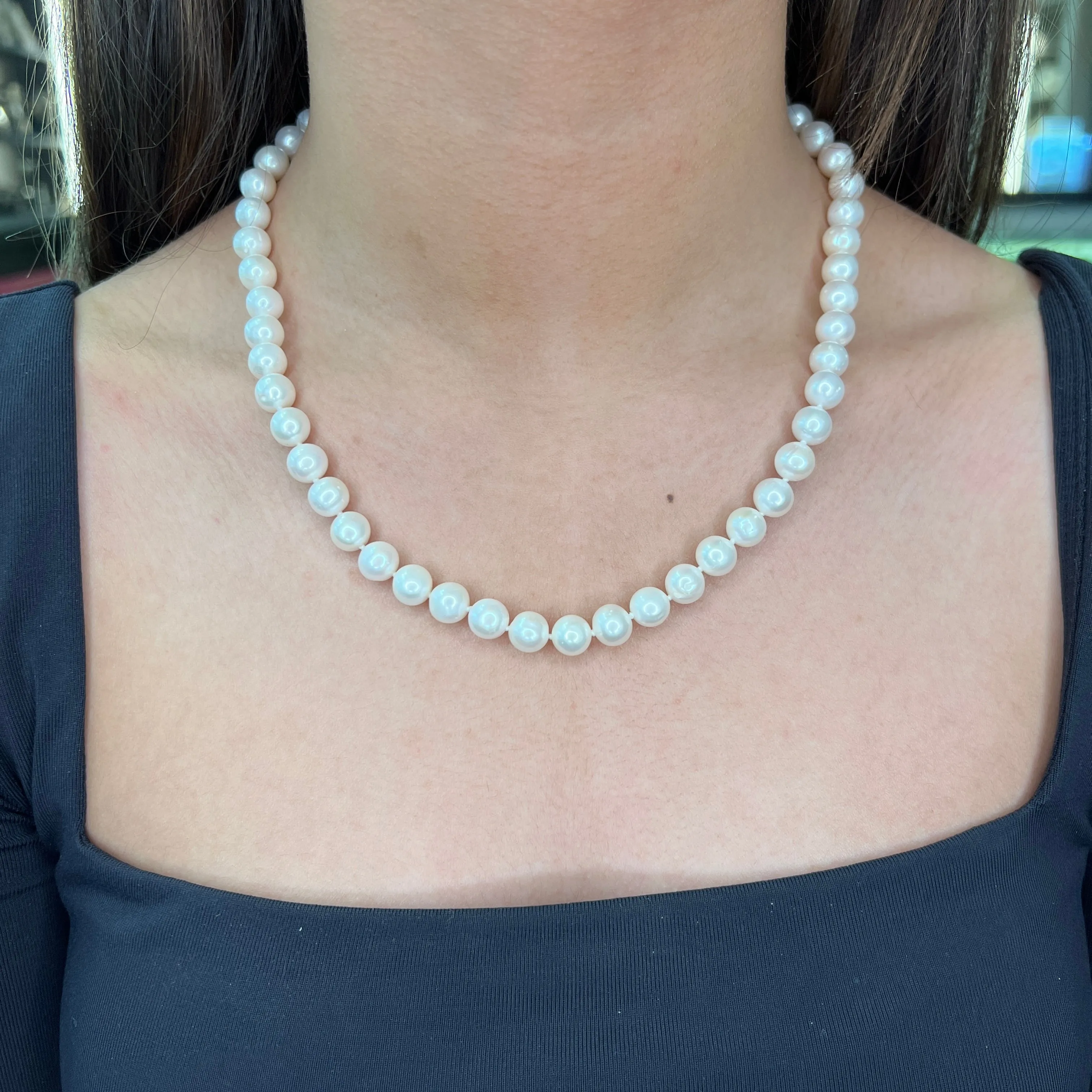 Sterling  Silver (8-9mm) Freshwater Pearl Earrings, Necklace and Bracelet Set