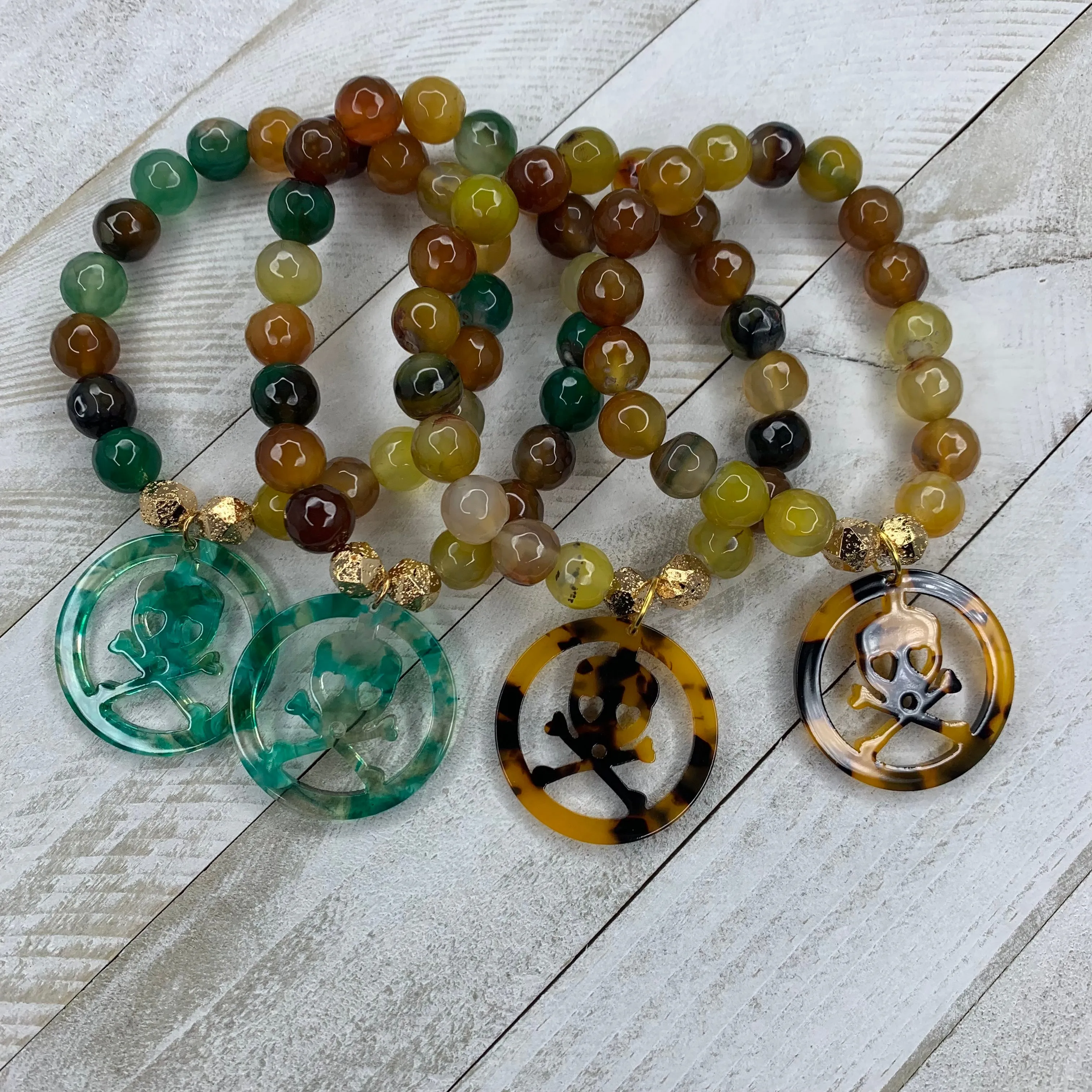 Stretchy 8mm Multicolor Agates Bracelet with Acetate Skull Medallion 410-24 | Erika Williner Designs