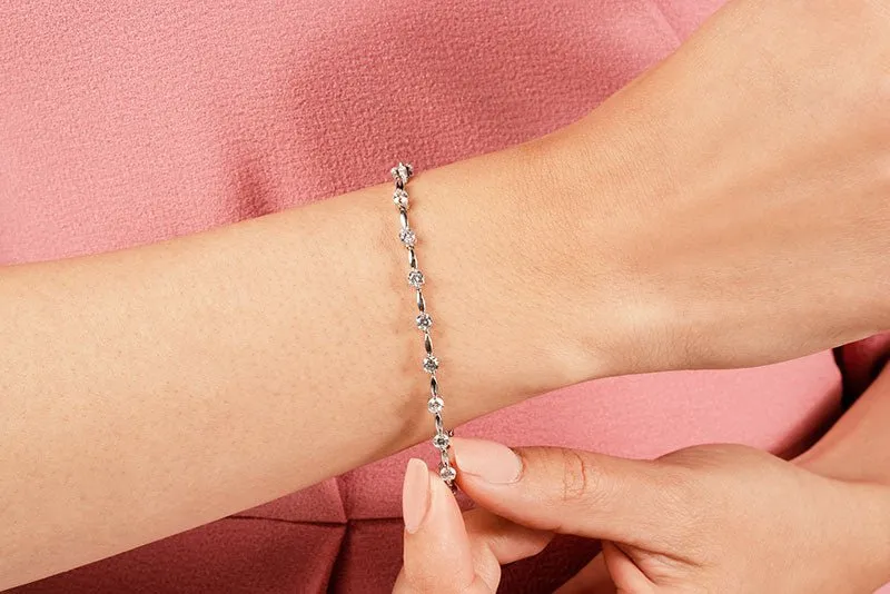 Teardrop Link Lab-Grown Diamond Bracelet with 0.99 ct.(finished) 2mm
