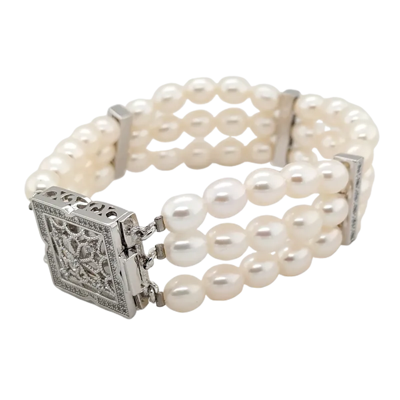 Three String Rice Pearl Bracelet