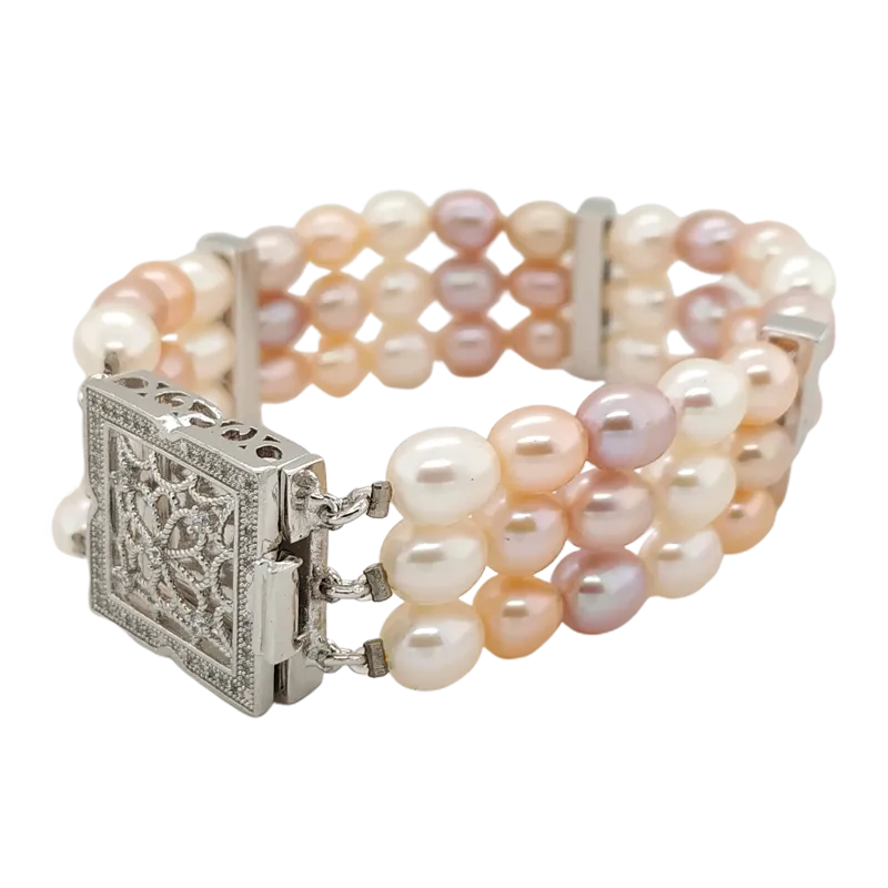 Three String Rice Pearl Bracelet