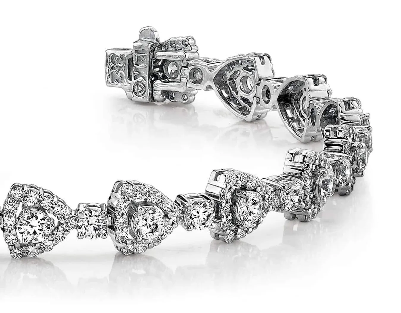 Triangular Diamond Link Bracelet Lab-Grown Diamond with 6.27 ct.(finished) 1.3mm, 3mm, 3.2mm