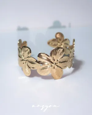 Vintage Bloom Open Bangle