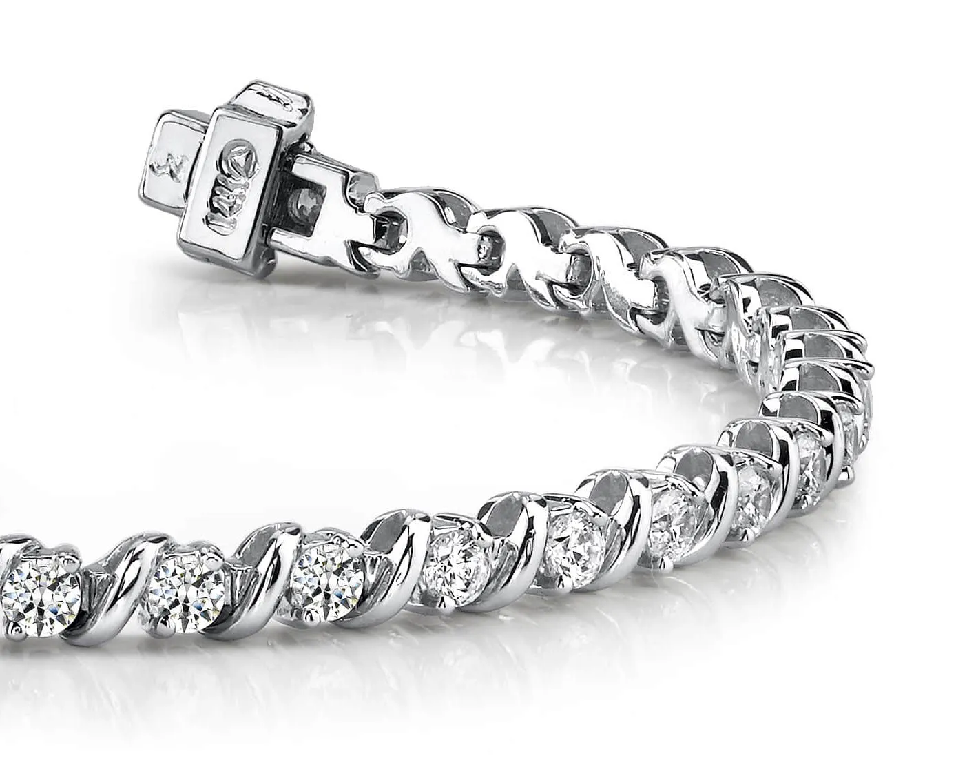 Wavy Hood Link Lab-Grown Diamond Tennis Bracelet with 2.52 ct.(finished) 2.5mm