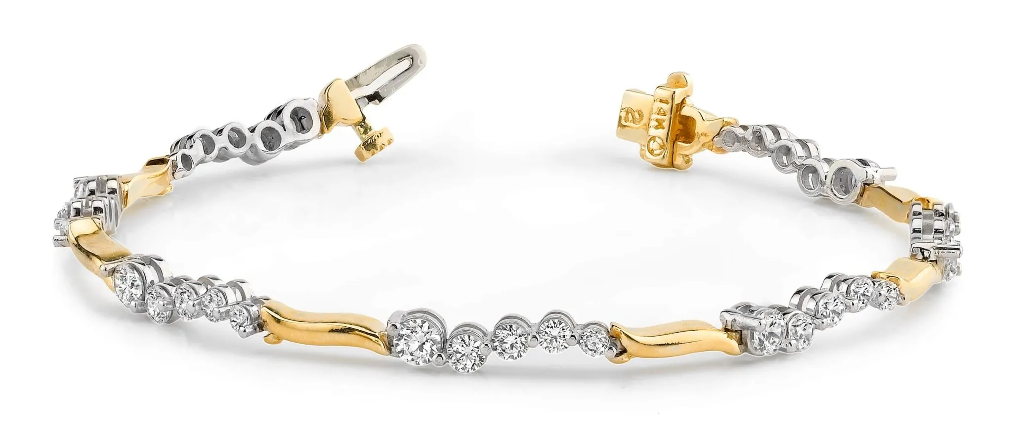 Wavy Journey Diamond Bracelet with 2.06 ct.(finished)