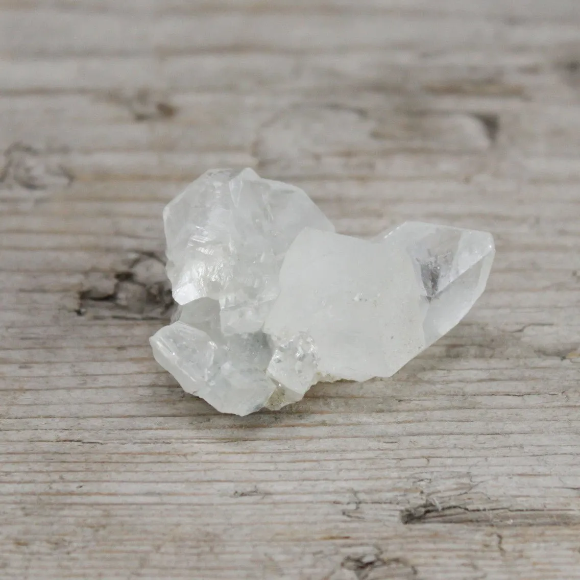 White Apophyllite Clusters Gemstones Crystal 20-30mm