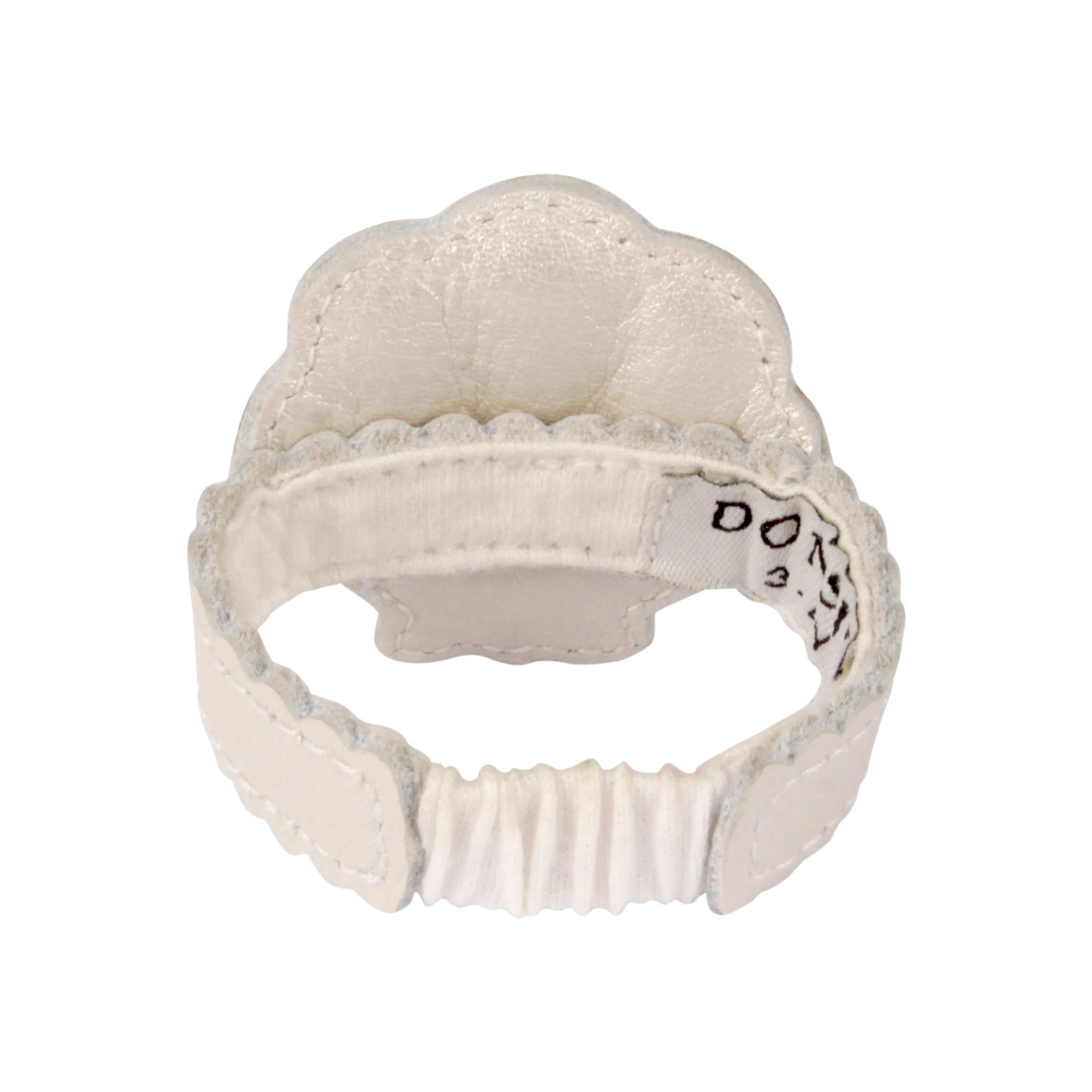 Zaza Bracelet | Scallop | Off White Metallic Leather